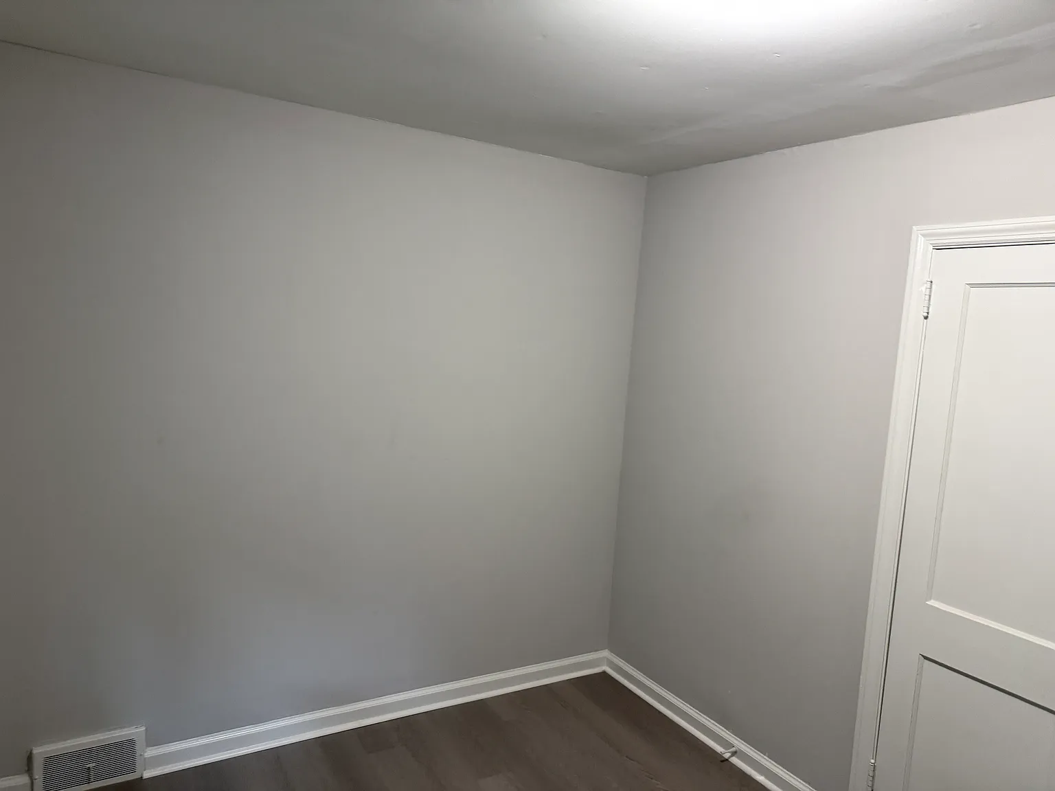 3 bed, 962 sqft, $1,300 — Photo 3