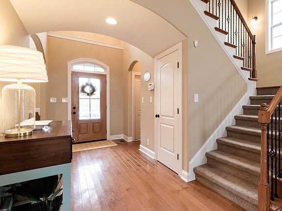4th image of 133 Summer Terrace Ln