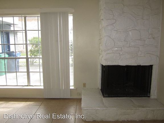 2nd image of 948 Asheville Dr
