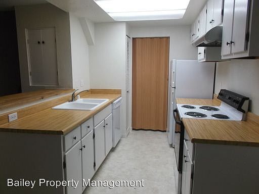 5th image of 315 Spruce St Unit 3