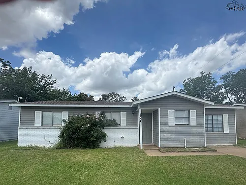 204 W Garden Dr Photo 1