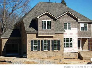 225 Hillandale Rd, Charlotte, NC 28270
