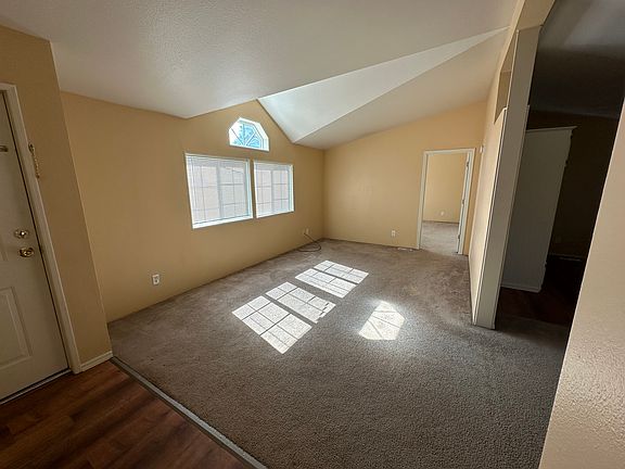 4th image of 14219 NE 18th St