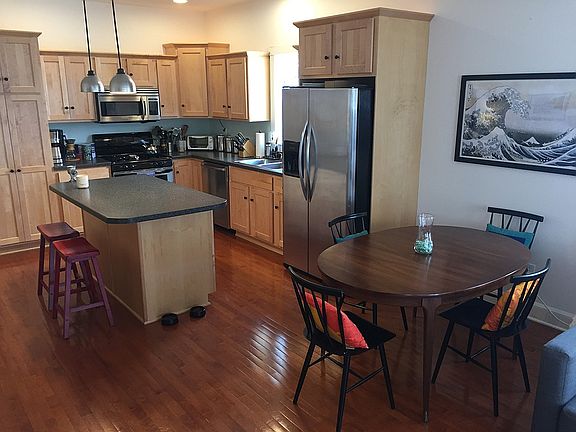 kitchen/dining room