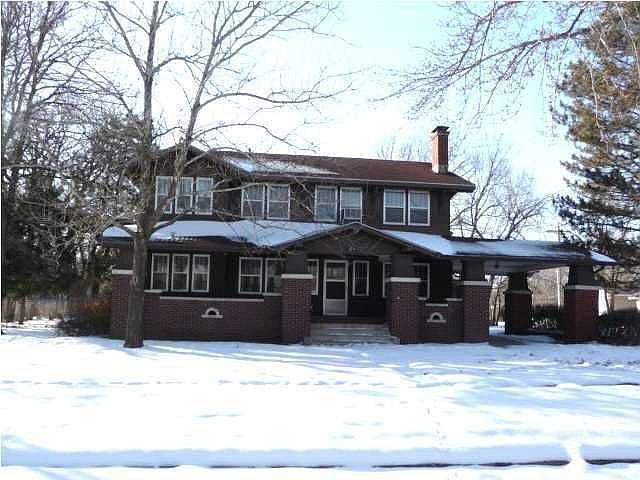 1st image of 215 N West St