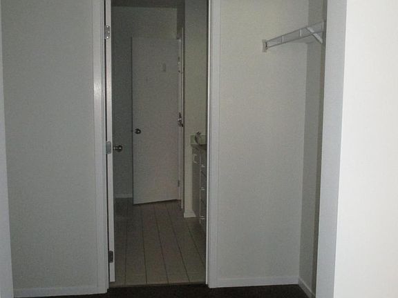 Master Closet/en suite bathroom