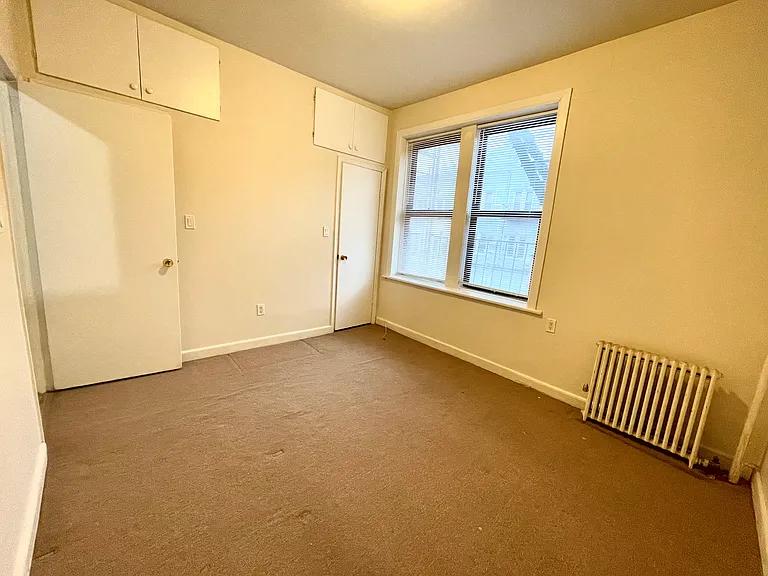 45-19 40th St #2H — Photo 3