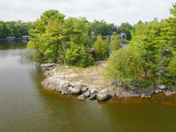 3421 Breezy Point Is, Tower, MN 55790