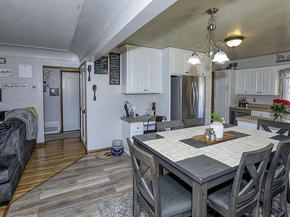 4th image of 1845 Clover Meadow Dr