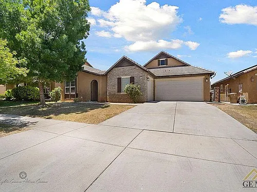 5616 Segovia Way Photo 1