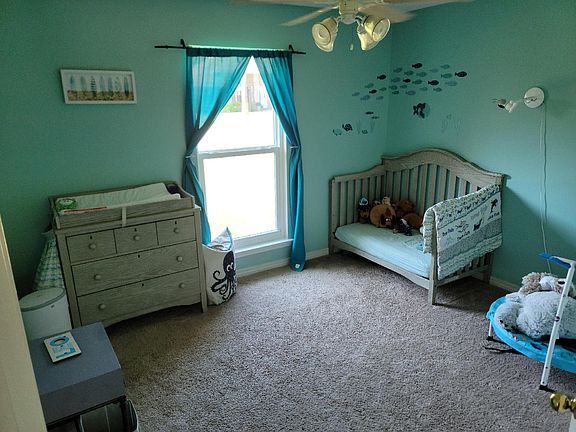 4th image of 9762 Parker Lake Cir