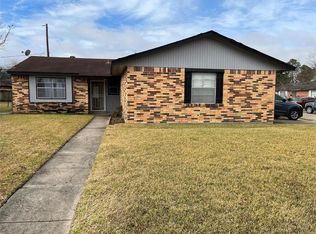 12602 Segrest Dr, Houston, TX 77047