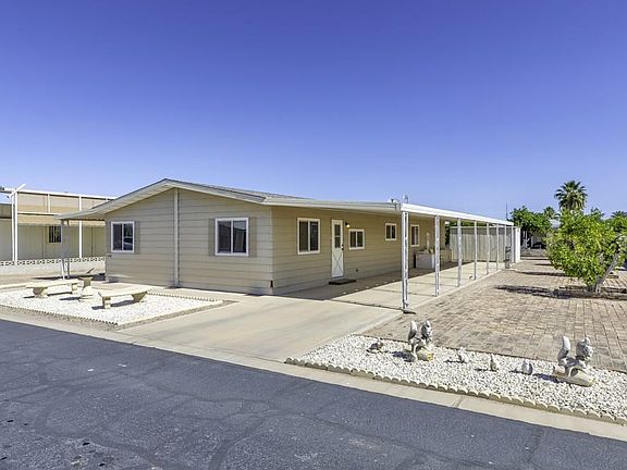 2nd image of 1448 W Mia Ln