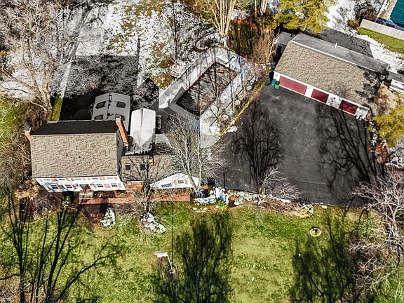 5th image of 5320 N County Road 600 E