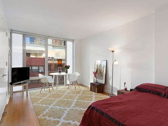 3rd image of 350 W 53rd St APT 5E