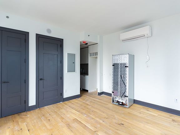 3rd image of 42-22 27th St #1703E