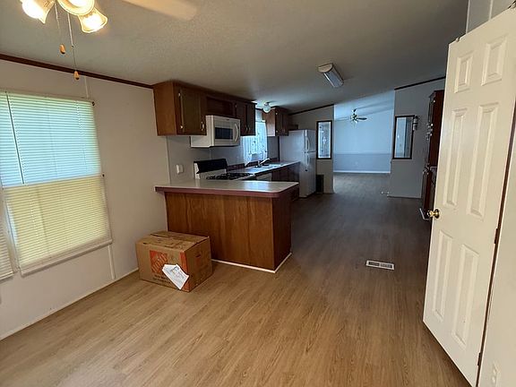 4th image of 19 Ferguson Rd