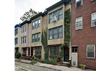 2046 Latimer St, Philadelphia, PA 19103