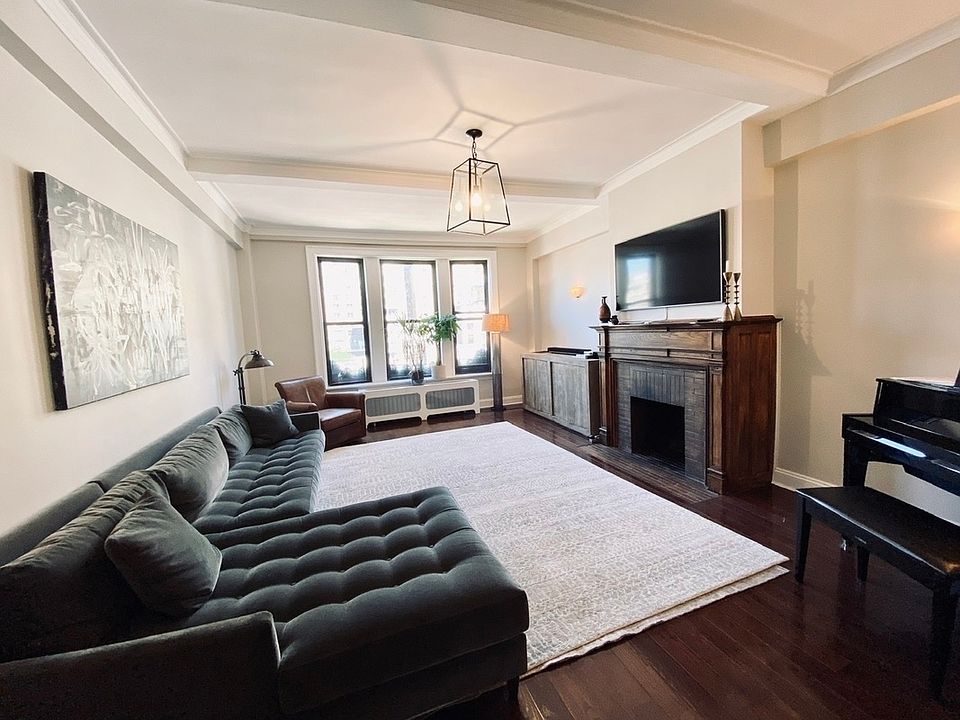1st image of 30 W 70th St APT 8B