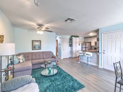 6883 Tamarus St Unit 203, Las Vegas, NV, 89119