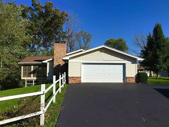 2nd image of 10926 N Mosley Ct