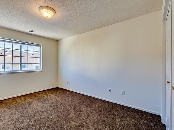 The Brittanys Townhomes Bedroom