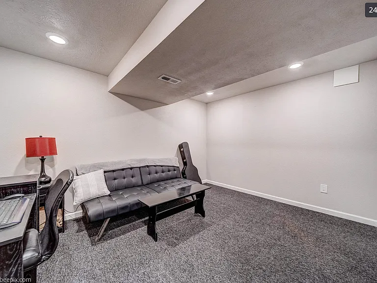 1617 E Mallon Ave — Photo 7