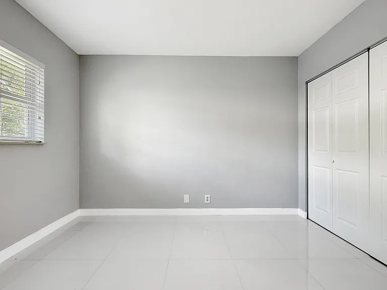 416 NE 15th Ave #12 — Photo 20