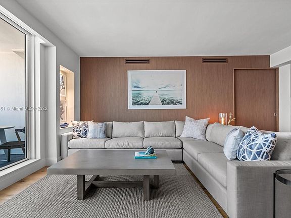 4th image of 2301 Collins Ave APT 1537