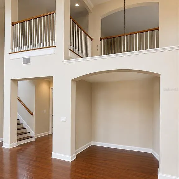 7181 Regina Way — Photo 2