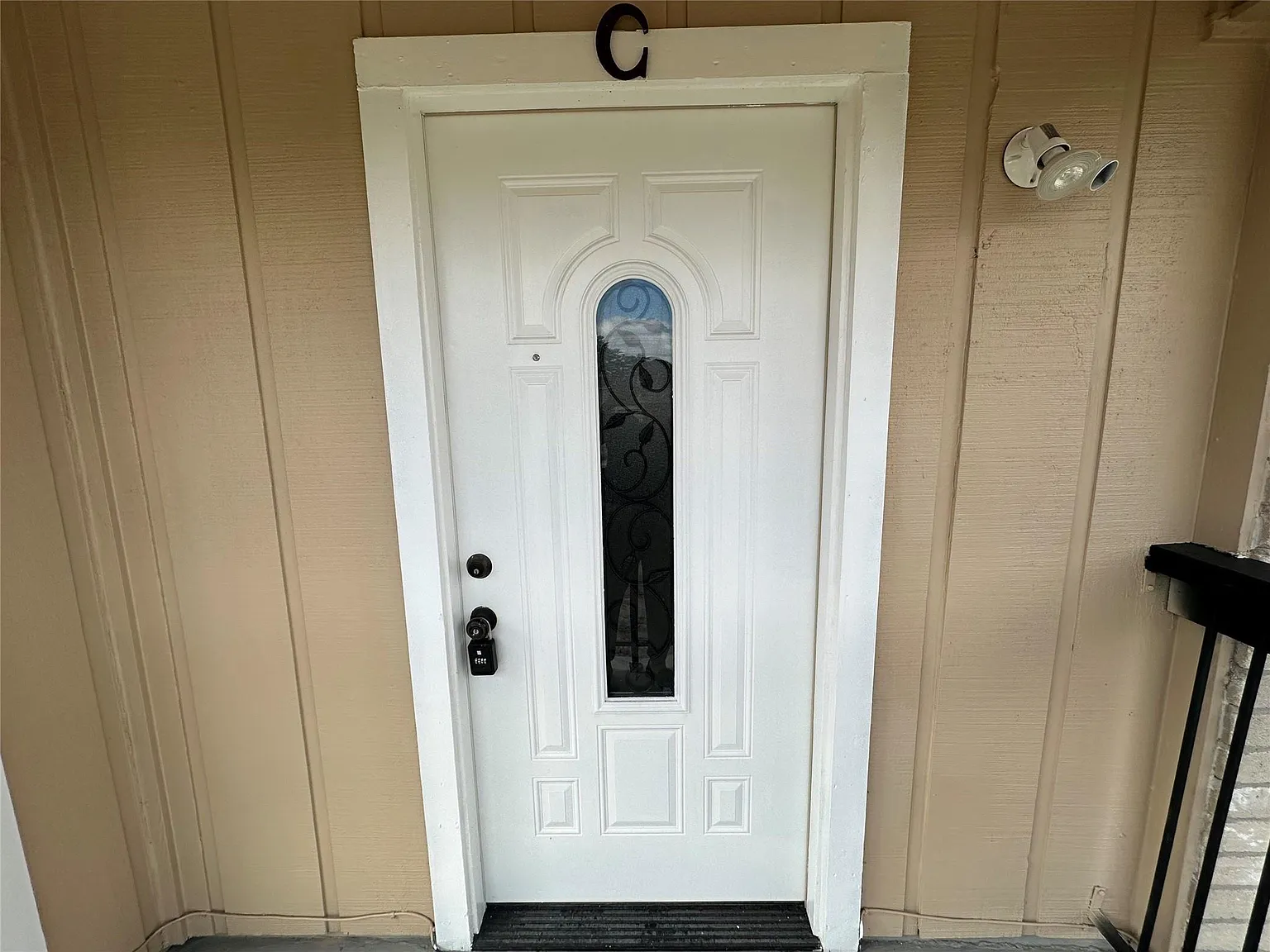 2 bed, 2.0 bath, $1,275 — Photo 3