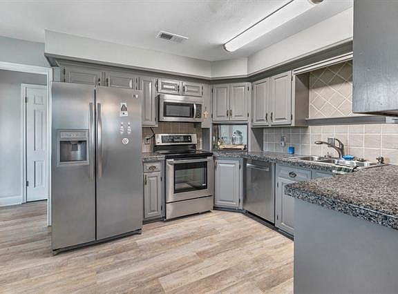 5th image of 7017 Windmill Ln