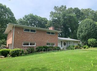 201 Oak Hill Ave, Sheffield, AL 35660