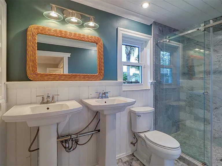 2958 Meadow Wood Dr — Photo 21