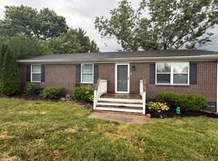311 Royalty Dr, Nicholasville, KY 40356