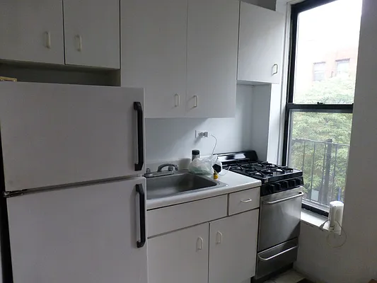 Rented by Charie Properties LLC | media 9