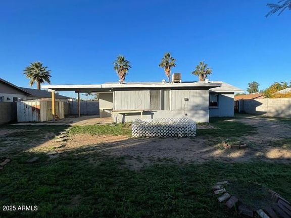 2nd image of 809 W VILLA MARIA Drive