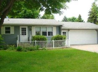 403 Walnut Ave SW, Saint Michael, MN 55376