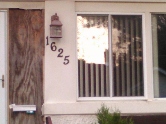 2nd image of 1625 S 15th Ave