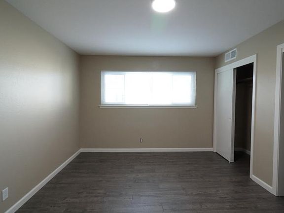 3rd image of 77 N Ellsworth Ave #5
