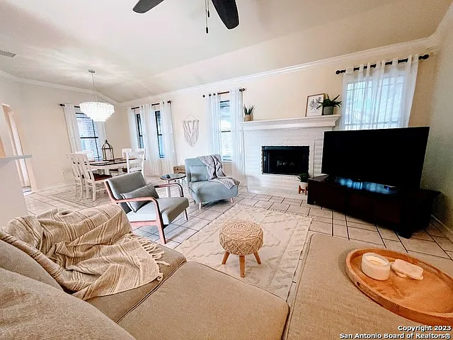 15126 Barataria Dr — Photo 4