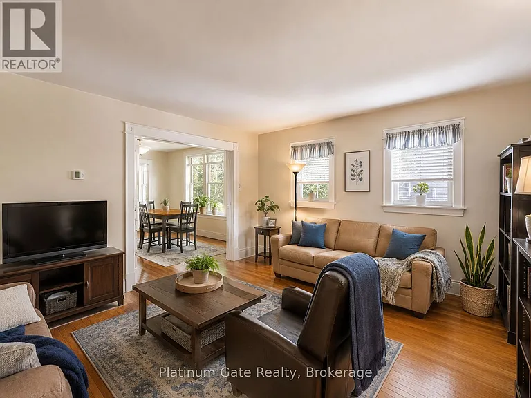 1545 Church St — Photo 17