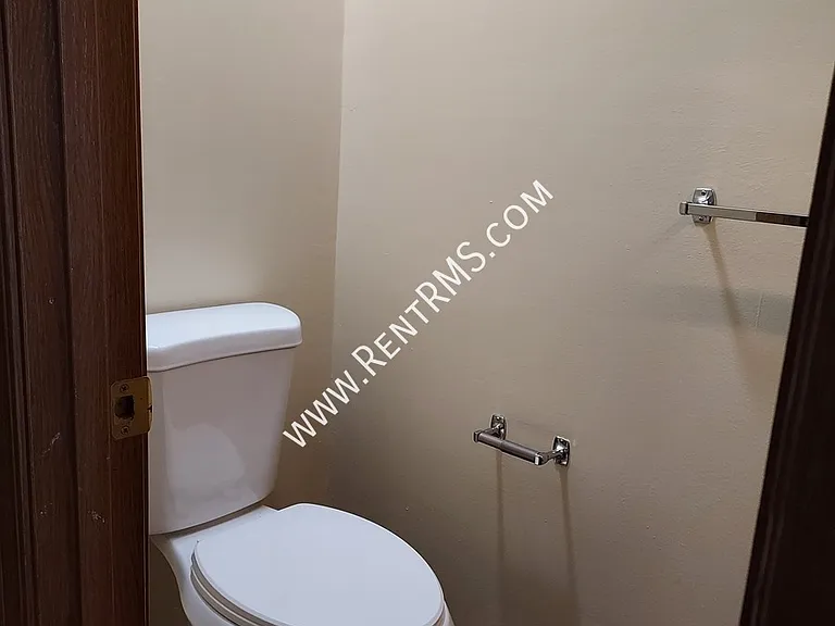2131 SW Brandywine Ln — Photo 10