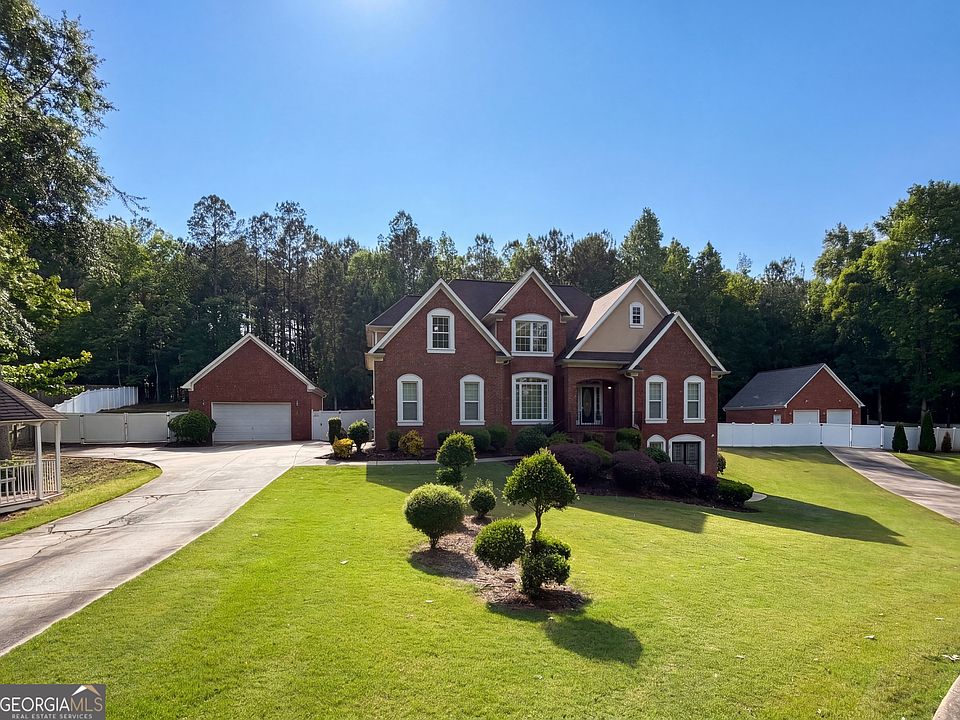 1st image of 207 Cagle Ct