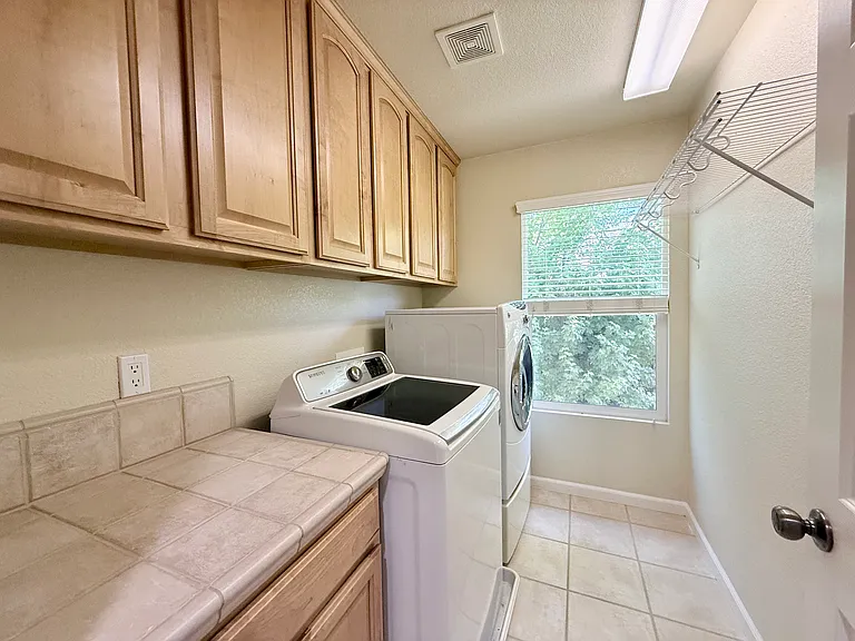 4446 Menaggio Way — Photo 19