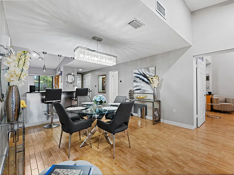 7500 Sunshine Skyway Ln S #205 — Photo 19