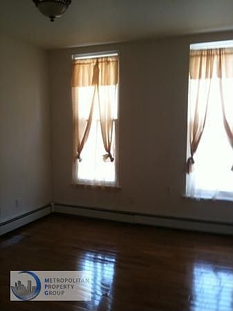 1st image of 521 W 125th St APT 1B