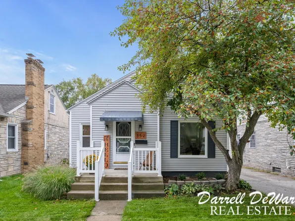 852 Lake Michigan Dr NW, Grand Rapids, MI 49504