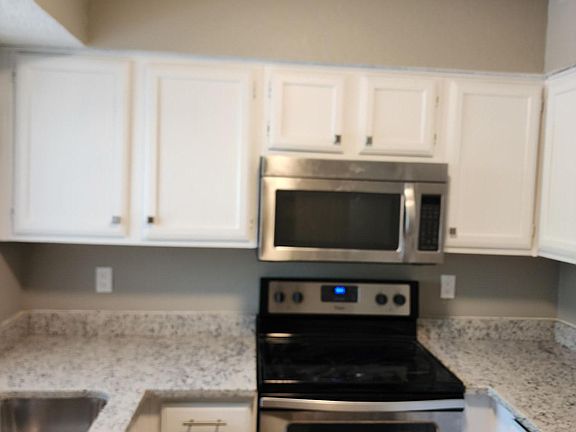 3rd image of 2195 Aspen Dr #2195