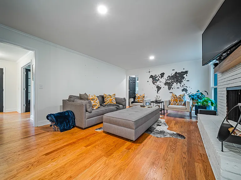 6616 Valley Dr — Photo 17